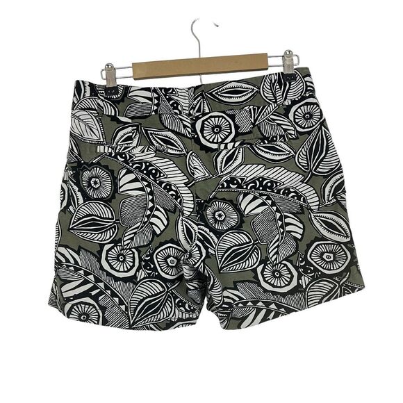 Ann Taylor Loft Size 6 Green Leaf Print Mid Rise The Riviera Short Linen Cotton - Picture 2 of 3